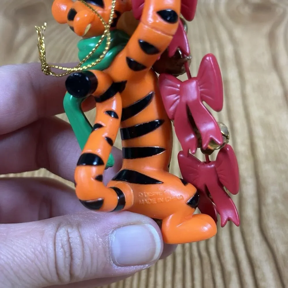 Disney Tigger Christmas‎ Ornament Acorns Winnie the Pooh 3.5